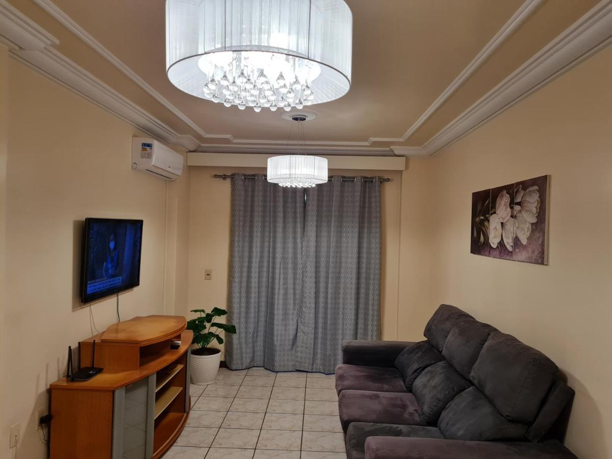 Apartamento 2 Quartos Central Diferenciado Daire Balneario Camboriu Dış mekan fotoğraf