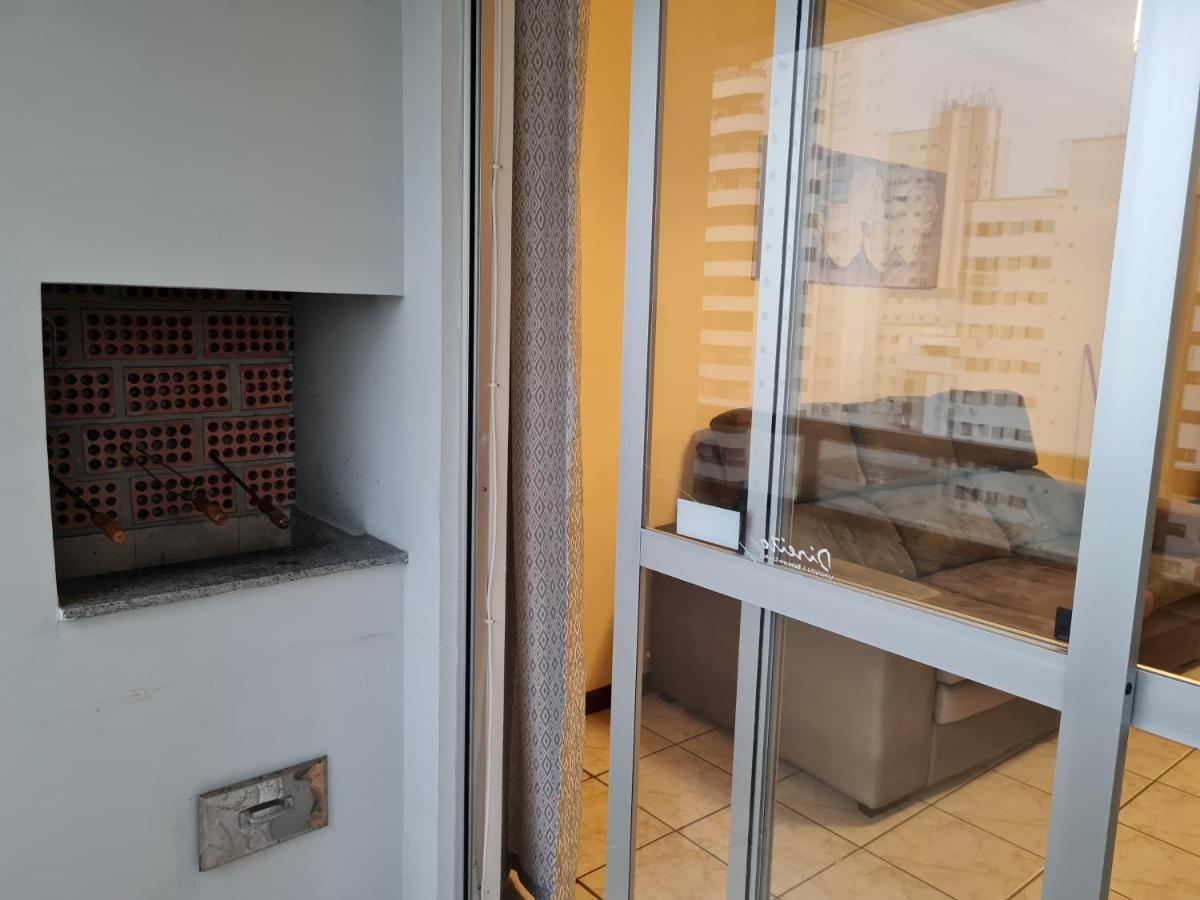 Apartamento 2 Quartos Central Diferenciado Daire Balneario Camboriu Dış mekan fotoğraf