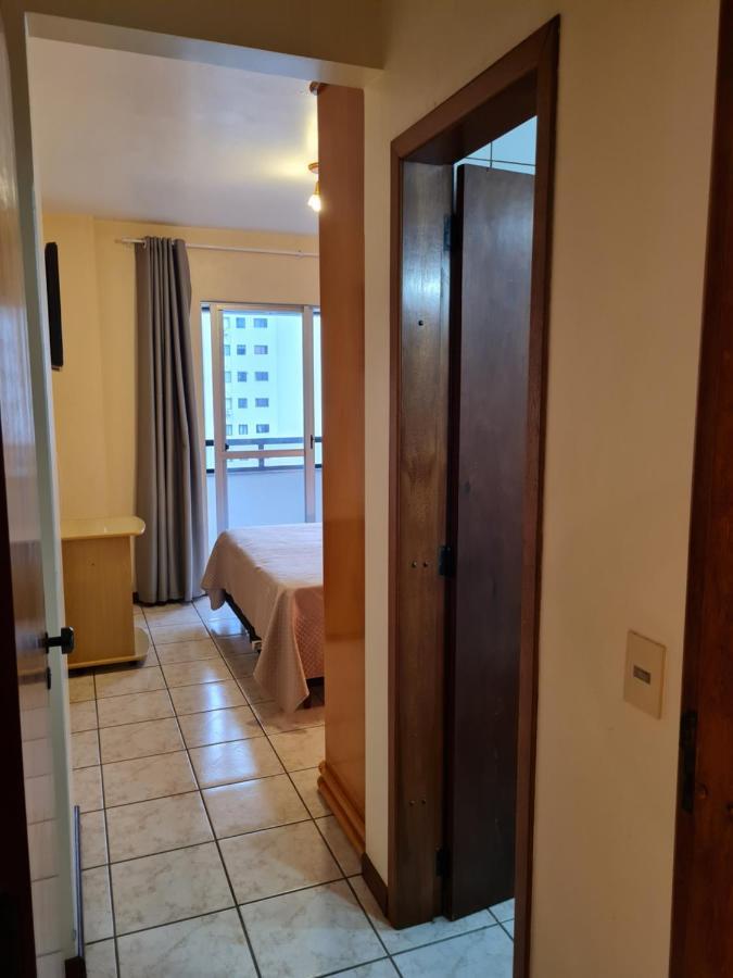 Apartamento 2 Quartos Central Diferenciado Daire Balneario Camboriu Dış mekan fotoğraf